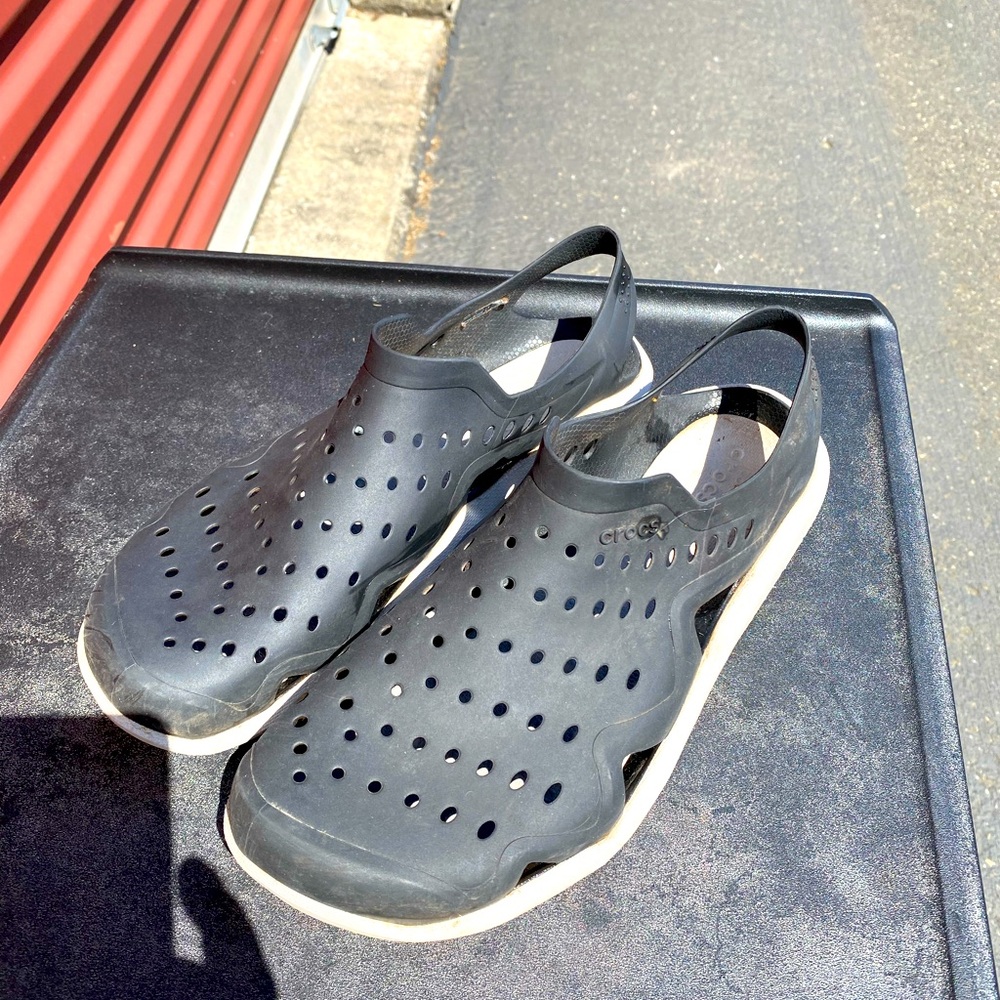 Crocs Men's Swiftwater Wave Graphite / Black Ankle-High Rubber Slip-On Shoes